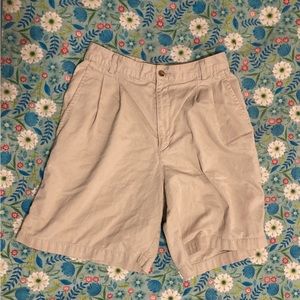 Women’s baggy cargo shorts